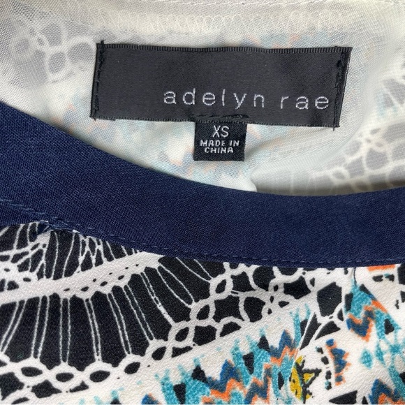 Adelyn Rae | Sleeveless Print Mini Dress | Women’s Size 6 | Navy & Multi pattern - Picture 5 of 12